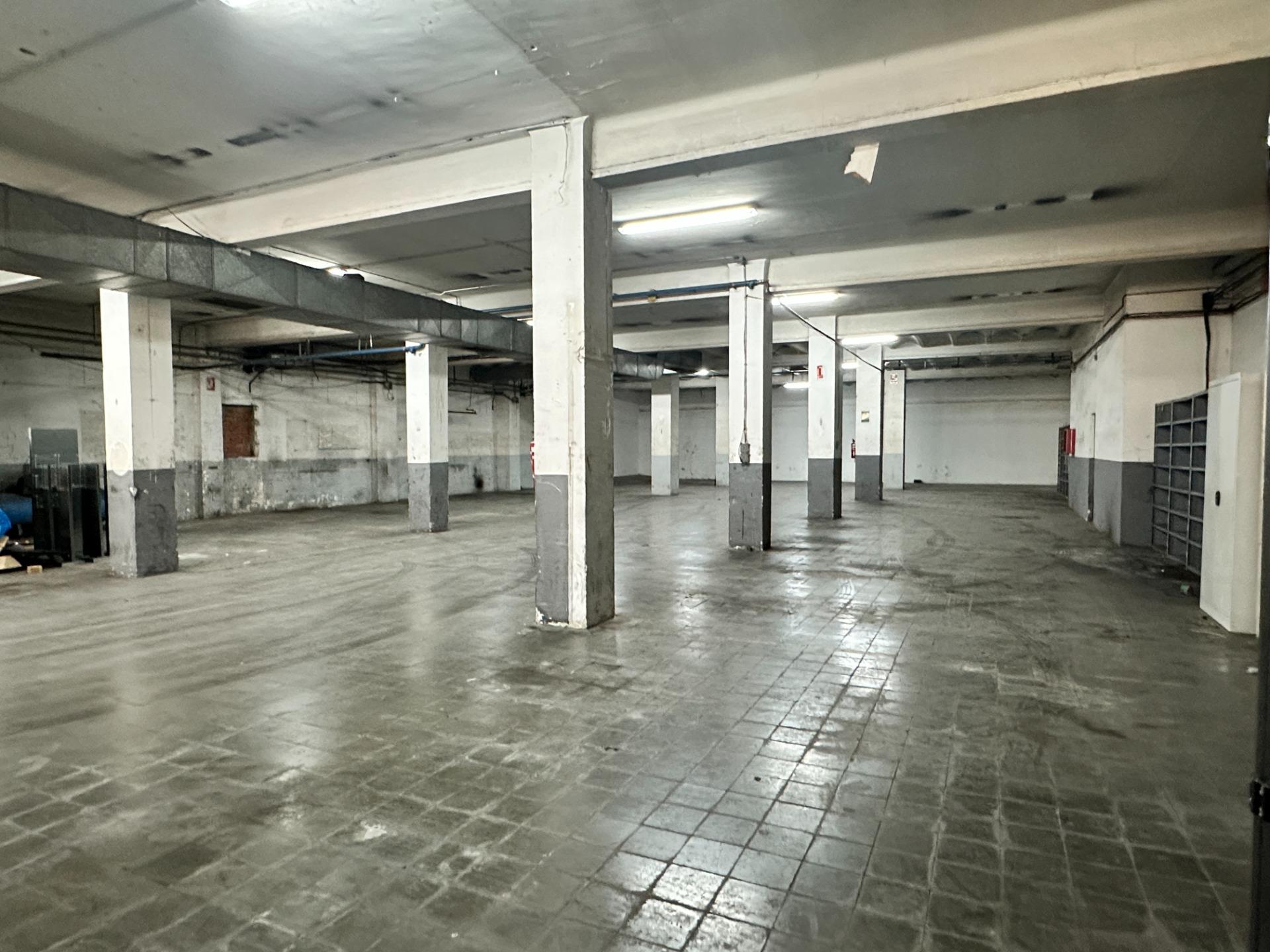 SANT CUGAT DEL VALLÈS - ¡¡¡NAVE INDUSTRIAL DE 814m2!!!