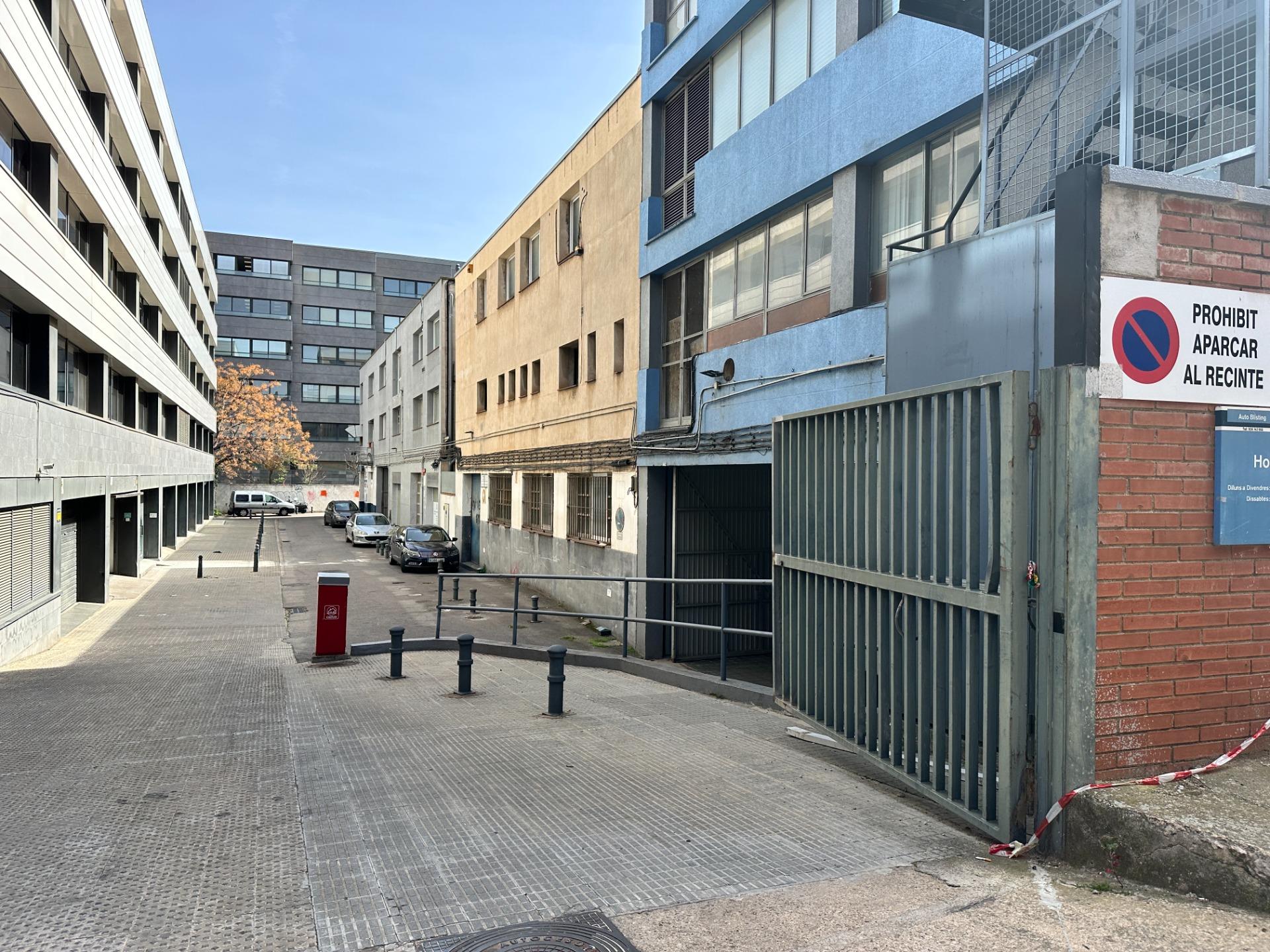Foto 6 de SANT CUGAT DEL VALLÈS - ¡¡¡NAVE INDUSTRIAL DE 814m2!!!
