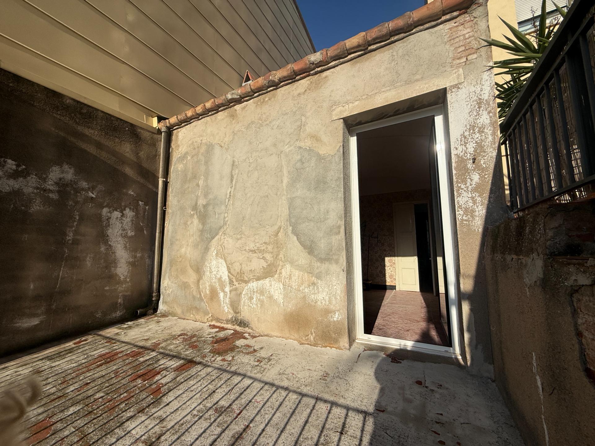 Foto 19 de CASA EN EL CENTRO DE SABADELL PARA REFORMAR