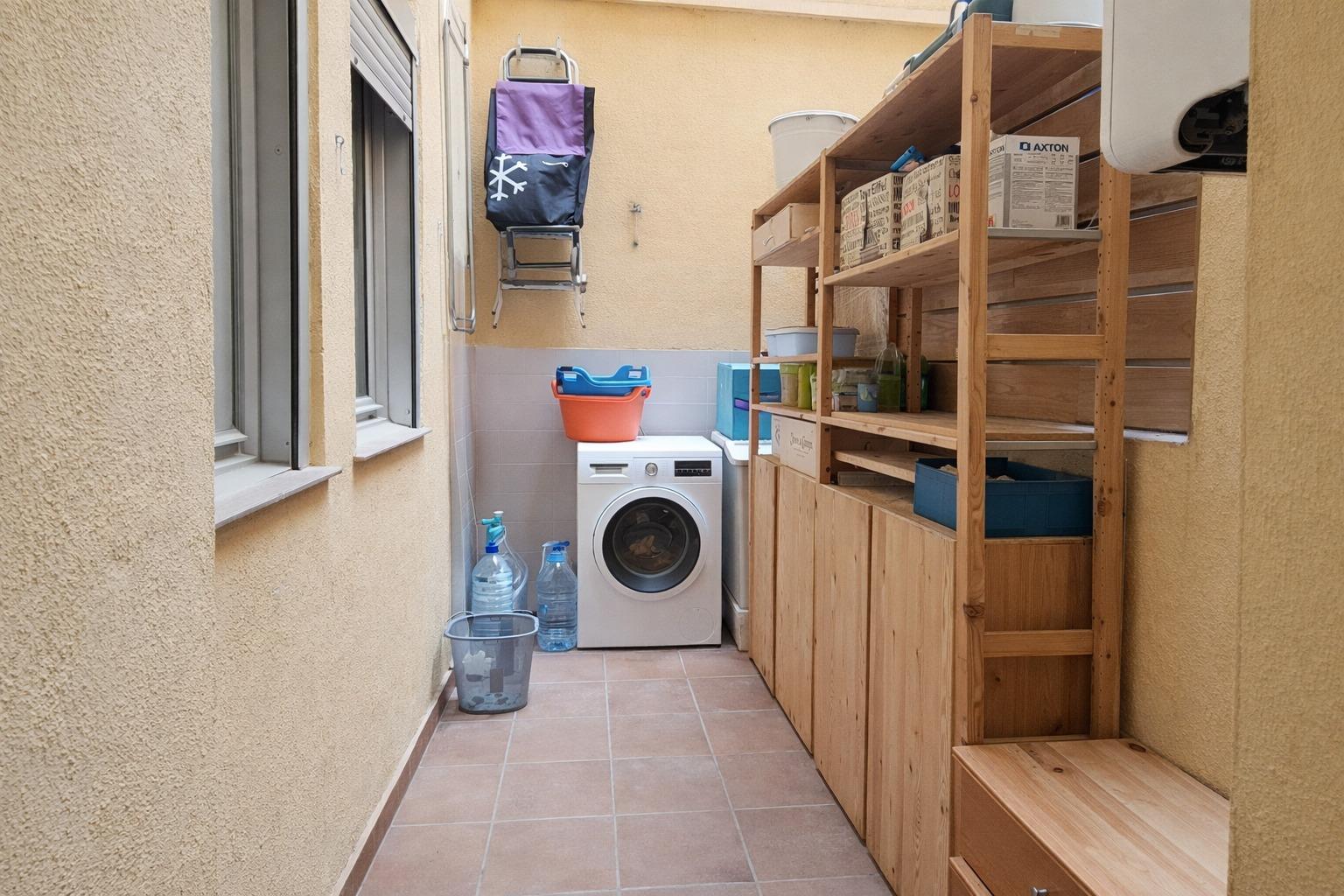 Foto 14 de MAGNÍFICO BAJO DE  4 HABITACIONES, 100M2 DE PISO + 100M2 DE PATIO EN SANT CUGAT DEL VALLÈS.