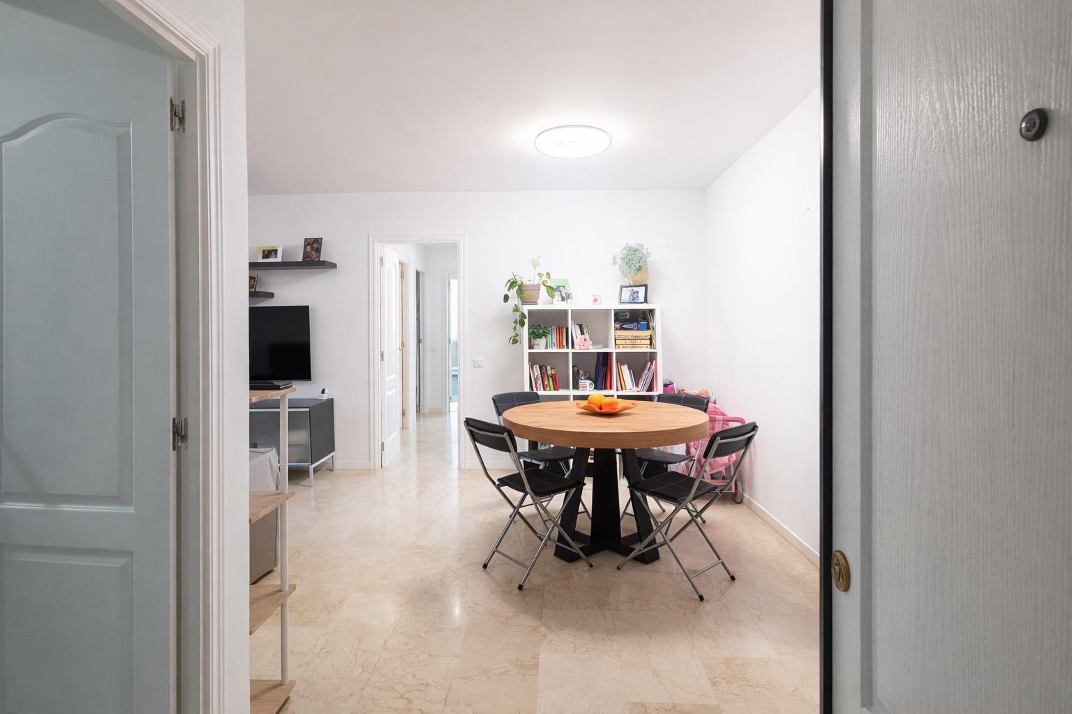 Photo 5 of 3-bedroom flat with 2 terraces in Sant Jordi Park, Rubí.