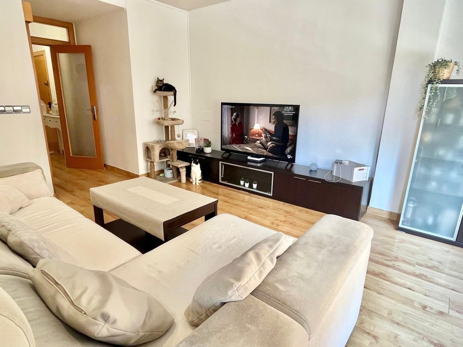 Foto 5 de Acogedor piso en Sabadell, perfecta ubicación y comodidad