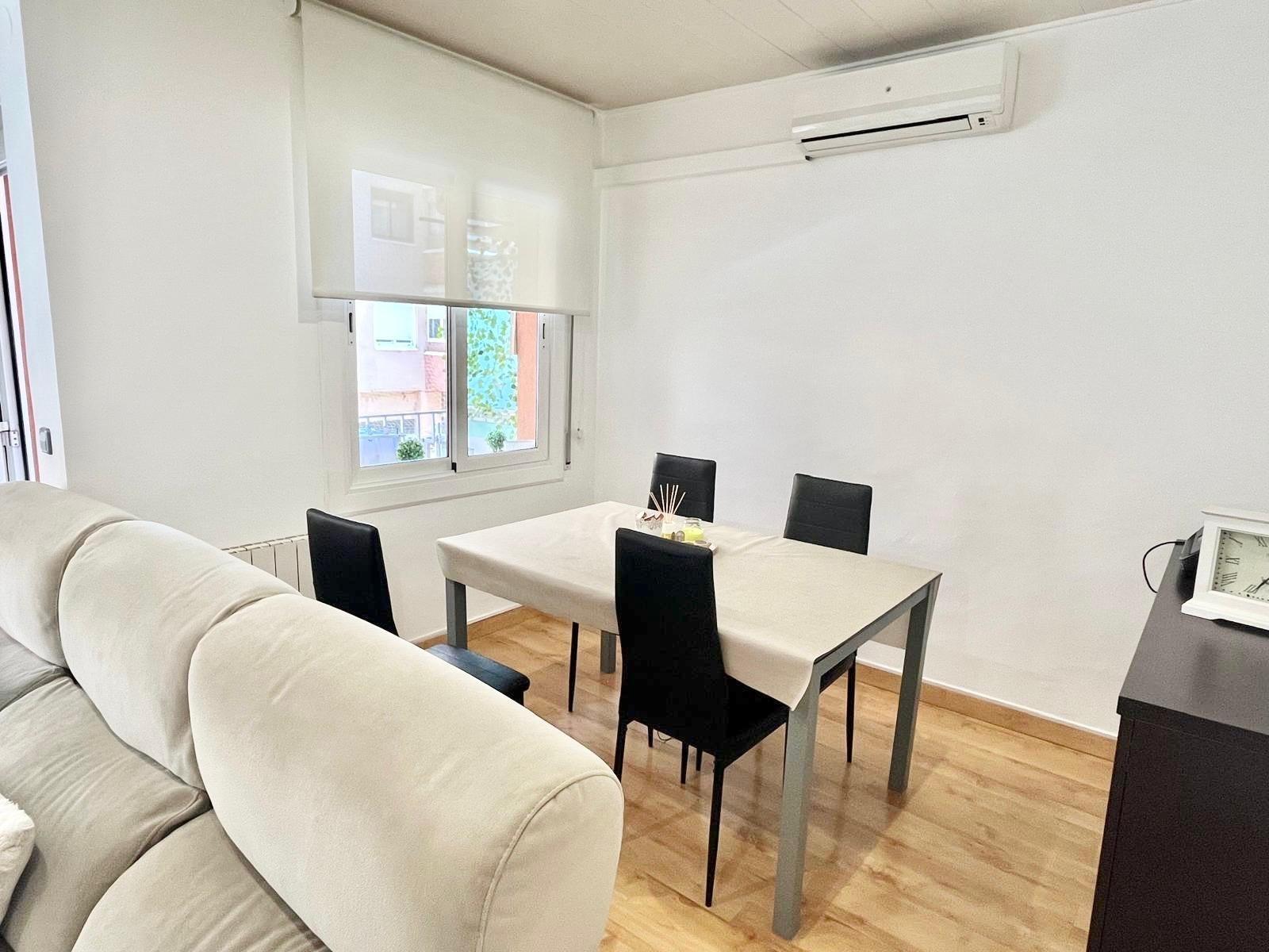 Foto 7 de Acogedor piso en Sabadell, perfecta ubicación y comodidad