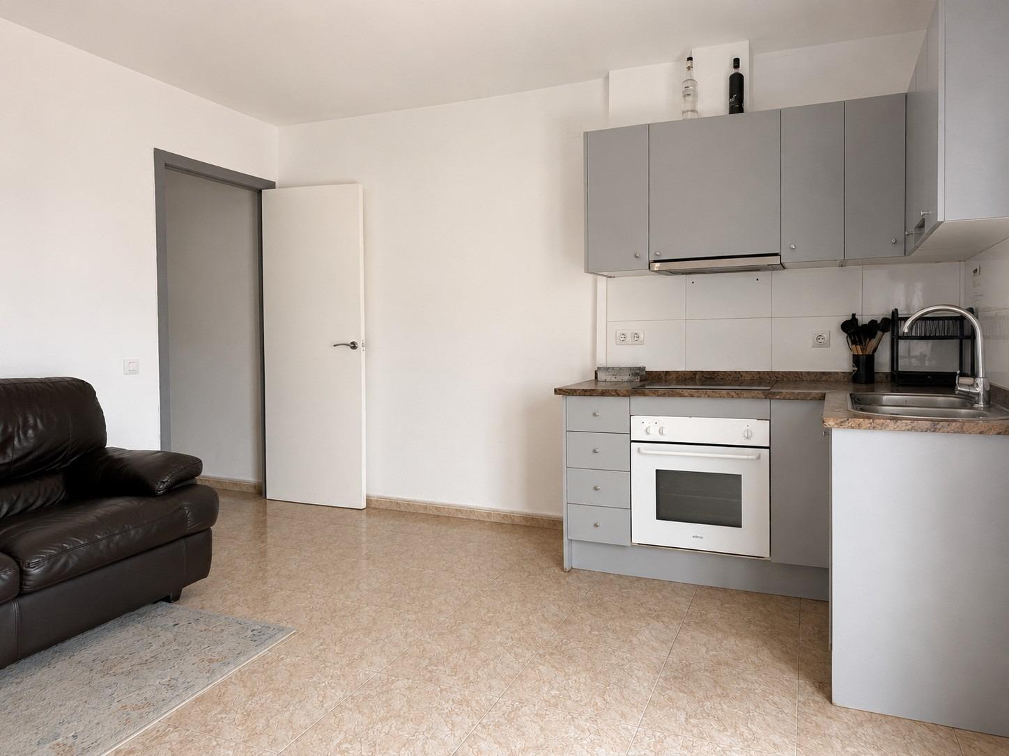 Foto 3 de OPORTUNIDAD!!!!!! PISO EN CTRA TERRASSA CON GRAN PATIO