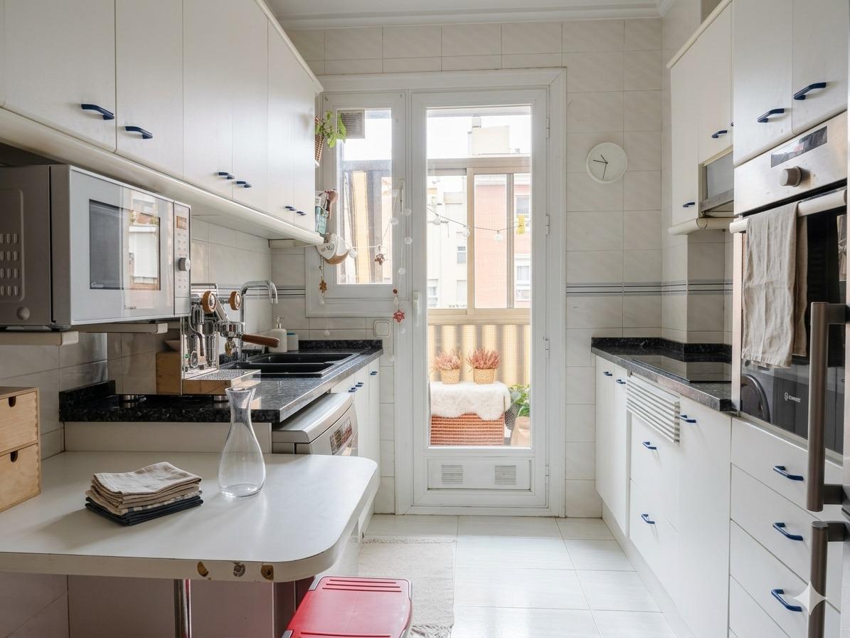 Photo 2 of EXCELLENT FLAT IN GRÀCIA