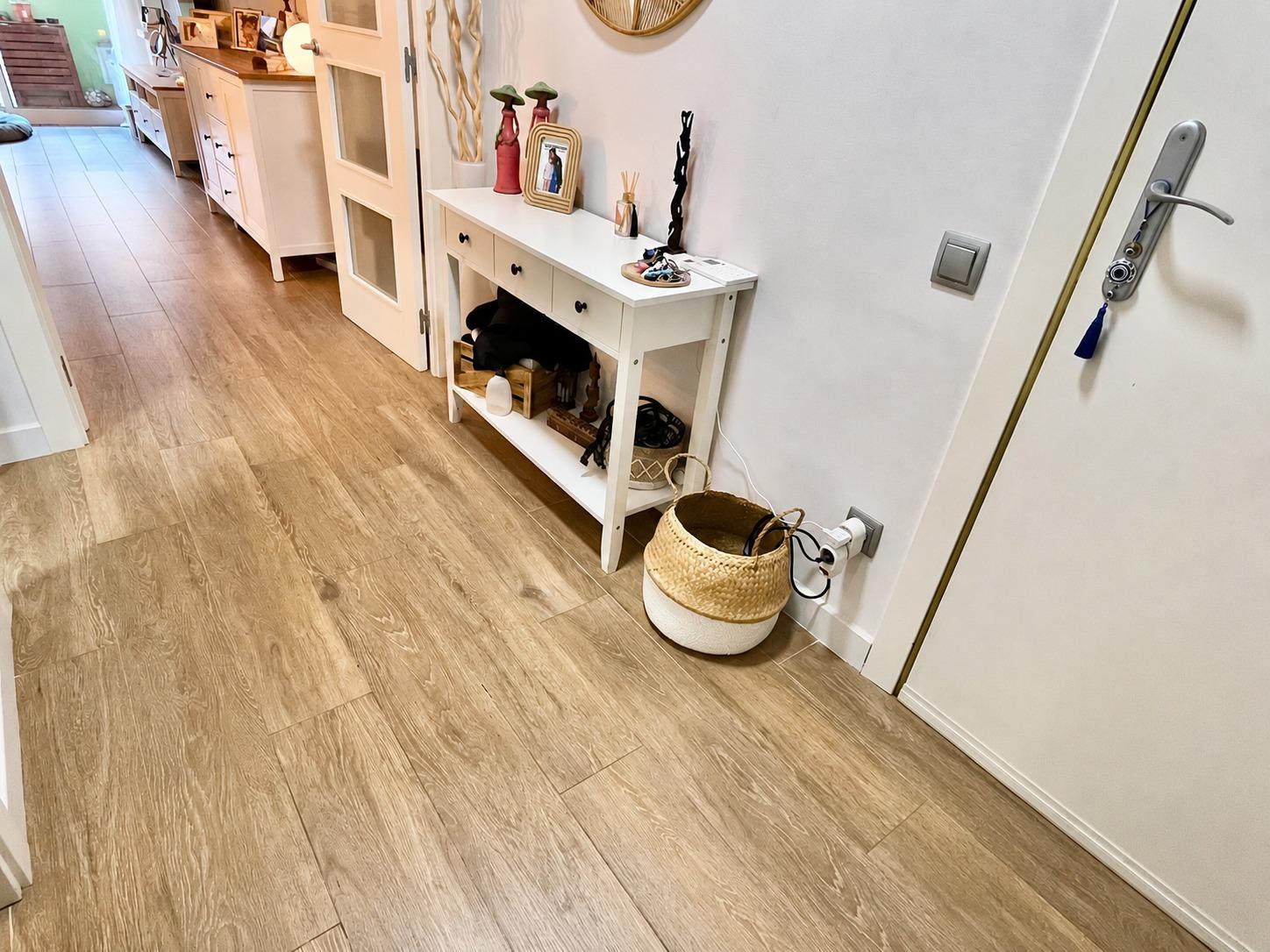 Foto 32 de Amplio y Moderno Piso Reformado en el Corazón de Sabadell por €305,000