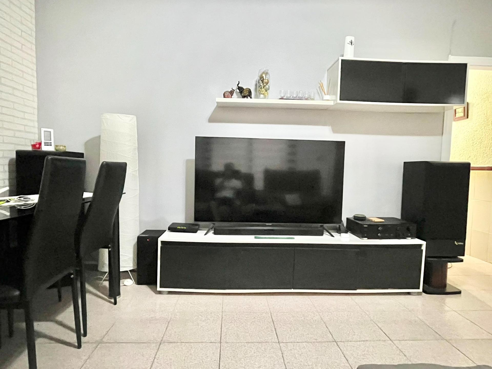 Foto 6 de Encantador Adosado en Sabadell - ¡Tu nuevo hogar te espera por €232,000!