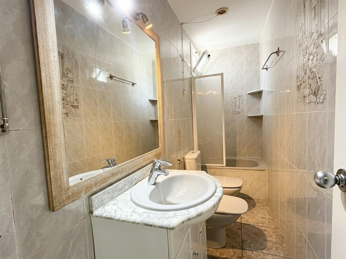 Foto 4 de Piso de 3 habitaciones con balcón en CAN ORIACH de Sabadell.
